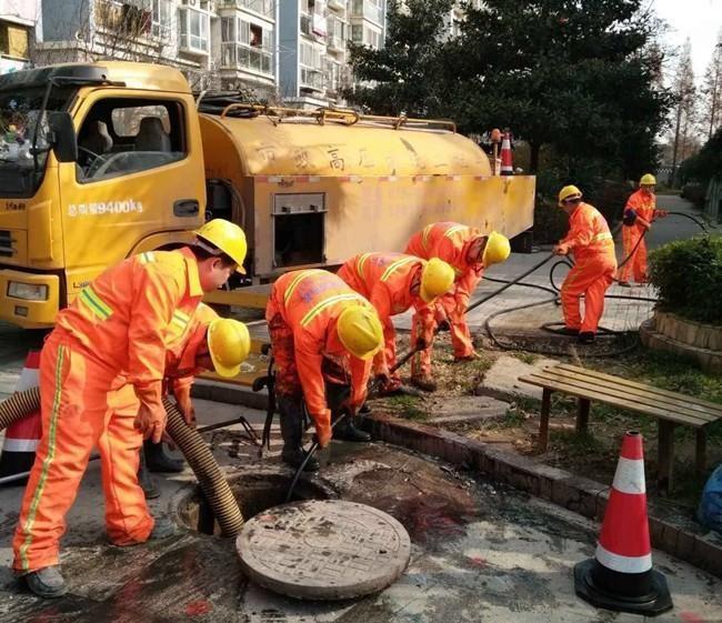 麦盖提市政管道清淤